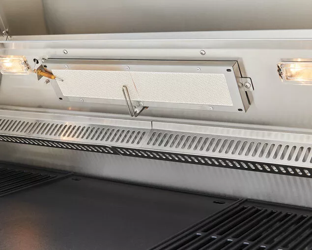 BeefEater 7000 Premium 5 Burner Flame Failure Build-In BBQ 4 BeefEater 7000 Premium 5 Burner Flame Failure Build-In BBQ - Image 4