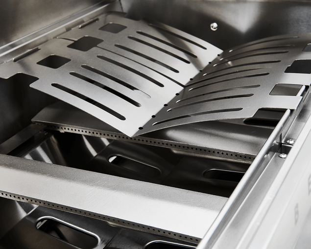 BeefEater 7000 Premium 5 Burner Flame Failure BBQ On Side Burner Cart 6 BeefEater 7000 Premium 5 Burner Flame Failure BBQ On Side Burner Cart - Image 6