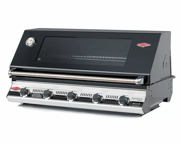 BeefEater Signature 3000E 5 Burner Build In BBQ 1 BeefEater Signature 3000E 5 Burner Build In BBQ