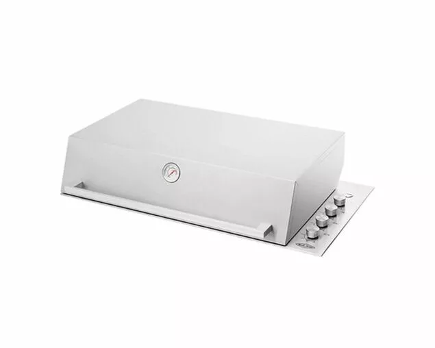 BeefEater Signature ProLine 6 Burner Build-In BBQ With Hood & Flame Failure Device 1 BeefEater Signature ProLine 6 Burner Build-In BBQ With Hood & Flame Failure Device